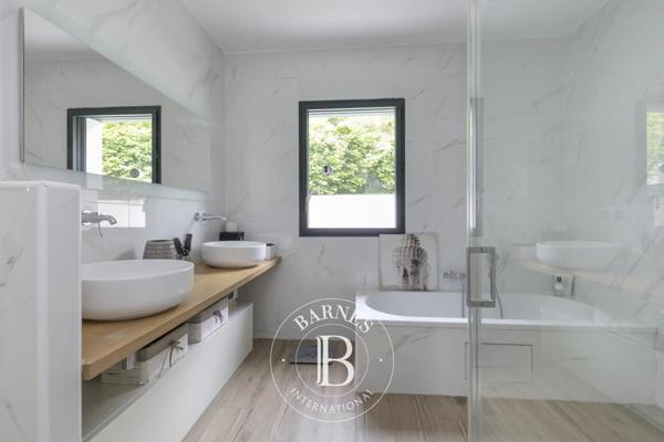 Villiers-sur-Orge, Maison 4 Chambres -  235 m² à vendre