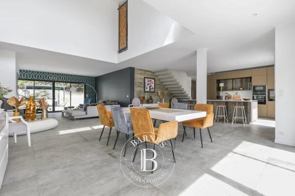 Villiers-sur-Orge, Maison 4 Chambres -  235 m² à vendre