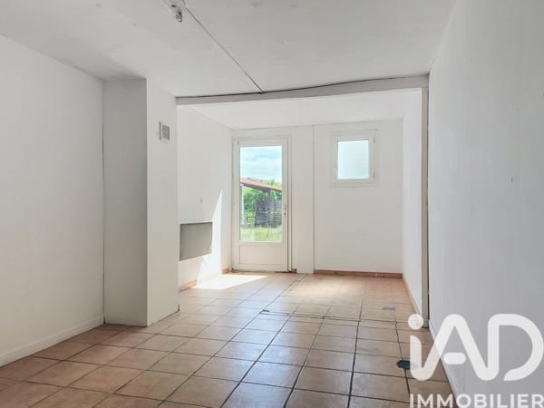 Maison à vendre 5 pièces 125 m² Dœuil-sur-le-Mignon