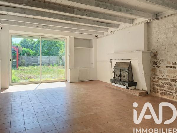 Maison à vendre 5 pièces 125 m² Dœuil-sur-le-Mignon
