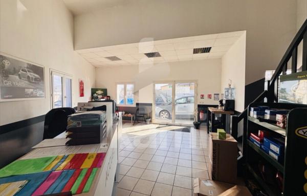 Local D'activité de 730 m²