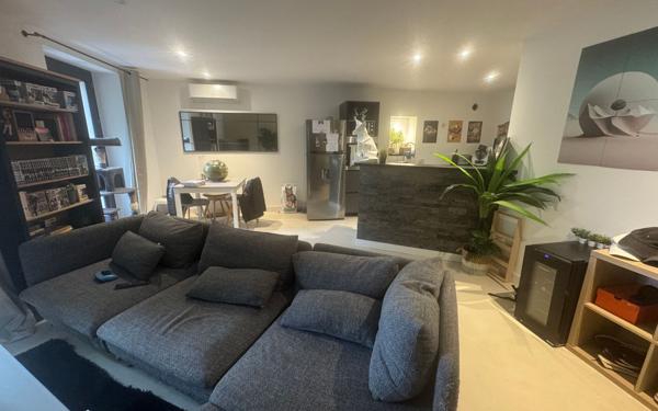 Immeuble à vendre    8 pièces •  Castelnaudary