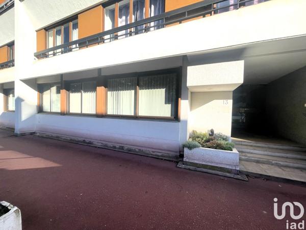 Location bureaux 80 m² La Celle-Saint-Cloud