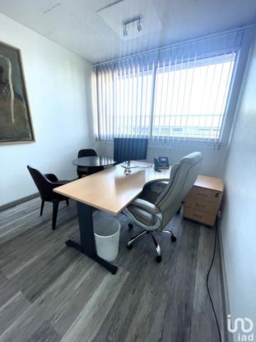 Location bureaux 80 m² La Celle-Saint-Cloud