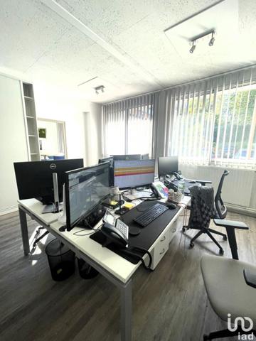 Location bureaux 80 m² La Celle-Saint-Cloud