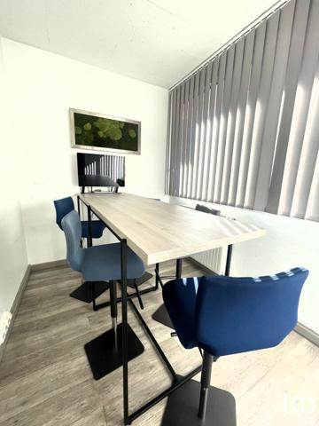 Location bureaux 80 m² La Celle-Saint-Cloud