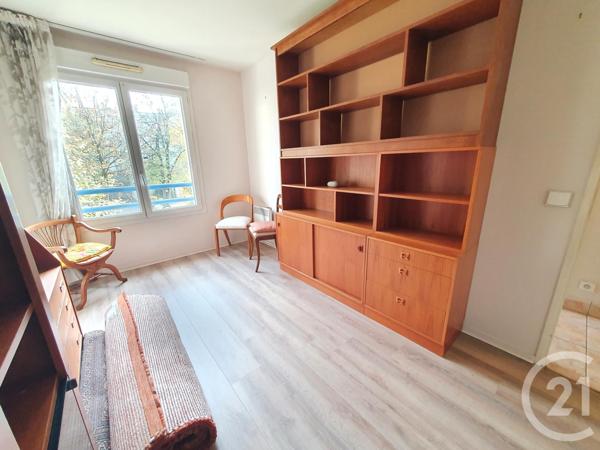 Appartement F3 à vendre  3 pièces - 77,13 m2 L ISLE ADAM - 95