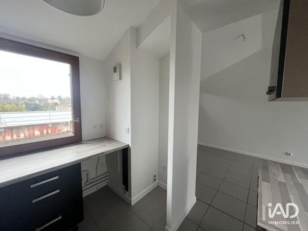 Location appartement 4 pièces 89 m² Mérignac