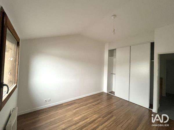 Location appartement 4 pièces 89 m² Mérignac