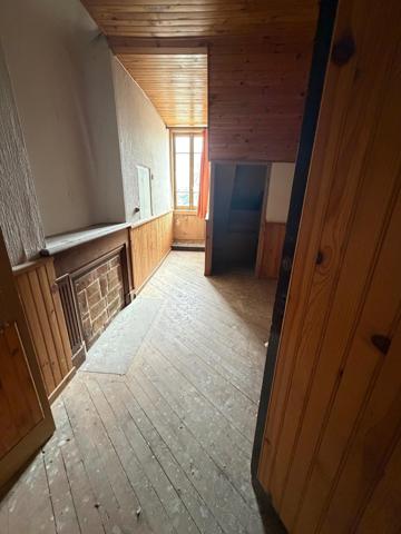 Appartement à CUZIEU, 42330 - 7 pièces 136m²
