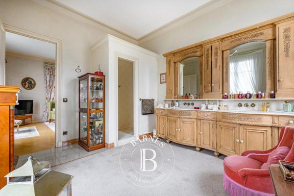 Ablon-sur-Seine, Maison 5 Chambres -  478 m² à vendre