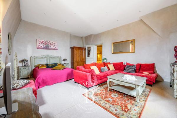 Ablon-sur-Seine, Maison 5 Chambres -  478 m² à vendre