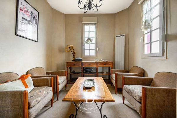 Ablon-sur-Seine, Maison 5 Chambres -  478 m² à vendre