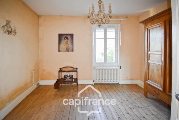 Maison à vendre 12 pièces LOUHANS (71)