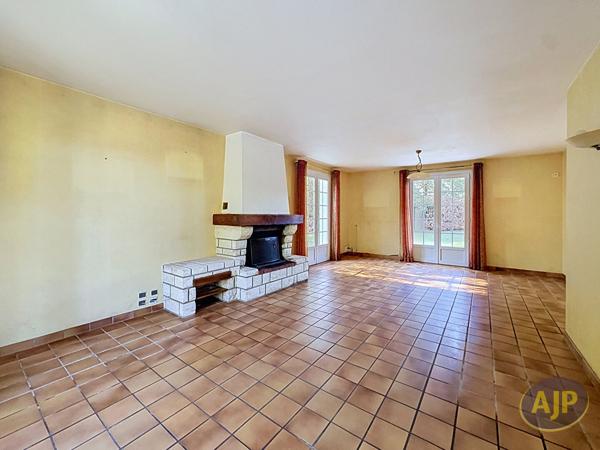 Maison à vendre Challans - 6 pièces, 136m² avec 4 chambre(s) à 310 000€ - AJP Immobilier Challans