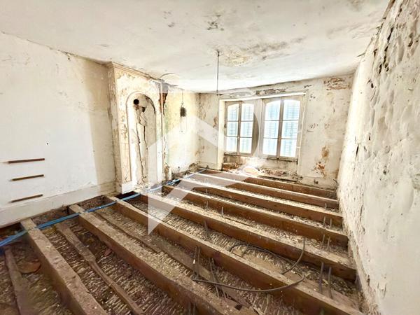 Maison 20 pièces 418.66 m2