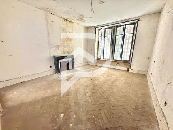 Maison 20 pièces 418.66 m2