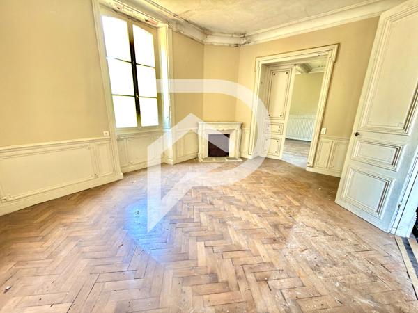 Maison 20 pièces 418.66 m2