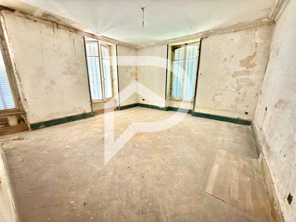 Maison 20 pièces 418.66 m2