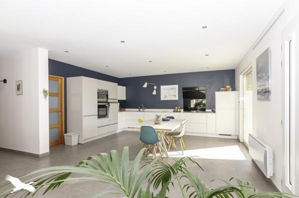 Maison à vendre 514 800 € Frontignan 5 p 183 m² DPE C