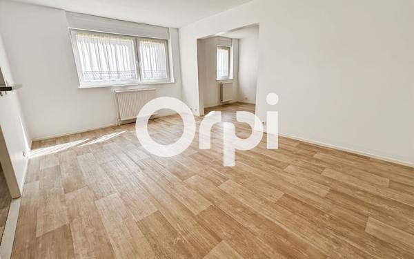 Appartement à louer    3 pièces • 83 m2 Calais
