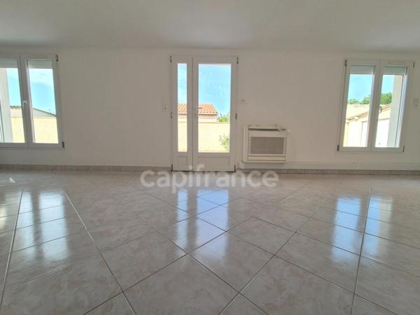 Maison à vendre 3 pièces ROYAN (17). Plain Pied. Terrain de 677m²