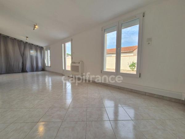 Maison à vendre 3 pièces ROYAN (17). Plain Pied. Terrain de 677m²