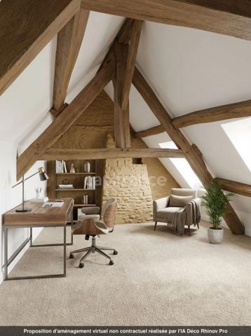 À vendre – Ancien presbytère à réinventer, 10 min de Vire Normandie.