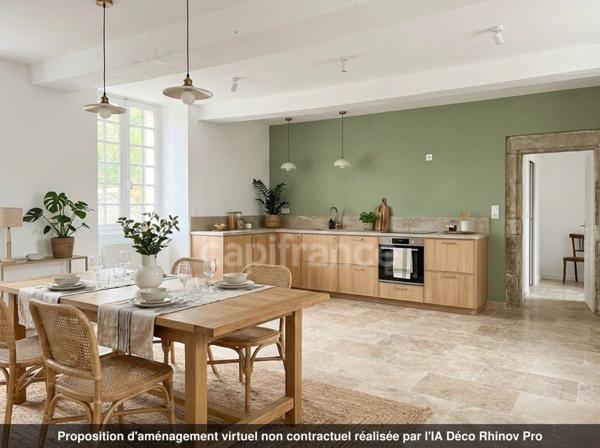 À vendre – Ancien presbytère à réinventer, 10 min de Vire Normandie.