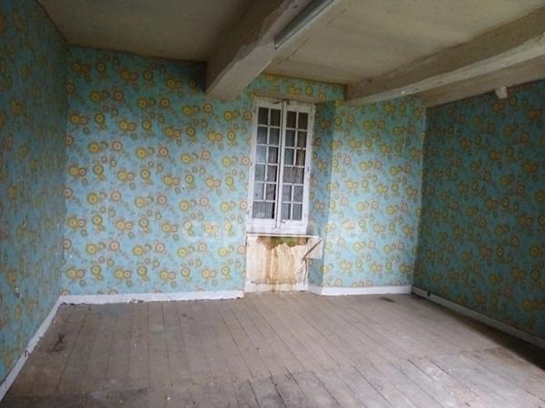 À vendre – Ancien presbytère à réinventer, 10 min de Vire Normandie.