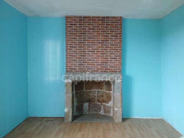 À vendre – Ancien presbytère à réinventer, 10 min de Vire Normandie.