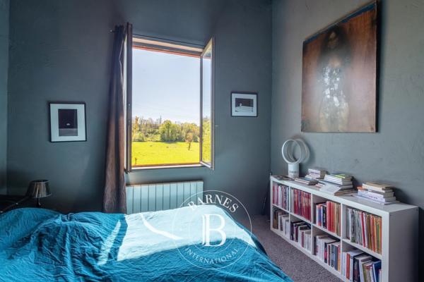 Massieux, Maison de village 3 Chambres -  221 m² à vendre