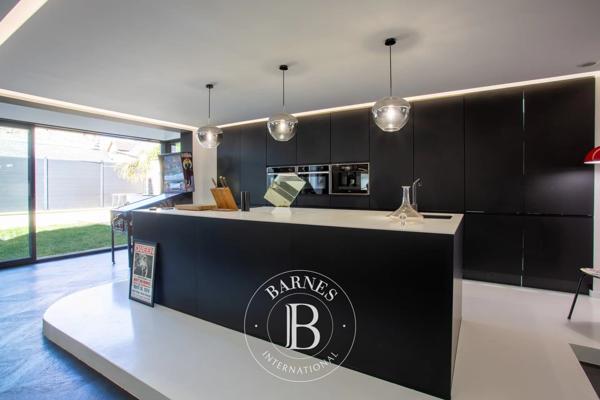 Caen, Maison 3 Chambres -  176 m² à vendre