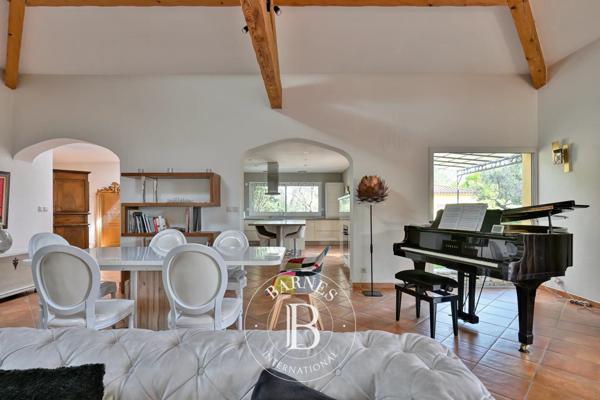 Saint-Gély-du-Fesc, Maison 6 Chambres -  300 m² à vendre