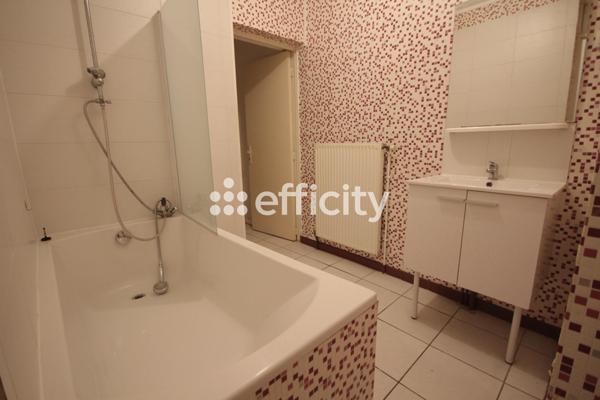 Immeuble 7 pièces - 155 m²