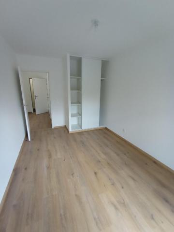 LOCATION ANGERS * T2 * 108 * FOGLIA *,  
Angers 49000