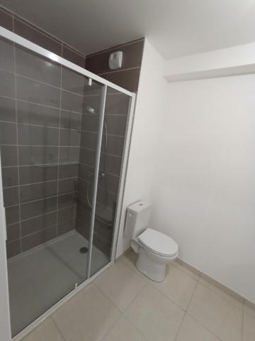 LOCATION ANGERS * T2 * 108 * FOGLIA *,  
Angers 49000