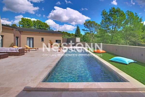 Maison Draguignan 5 pièces 155 m2 + couloir de nage 12X3 + garage sur terrain de 4092m²