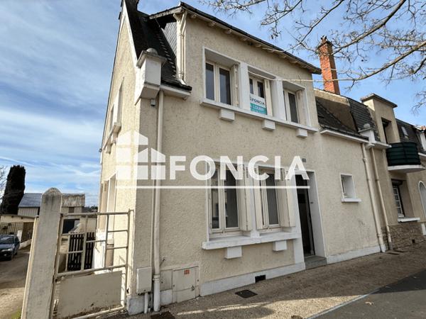 Location Maison 4 pièces 108 m² - 121 AVENUE CAMILLE PAGE Chatellerault 86100