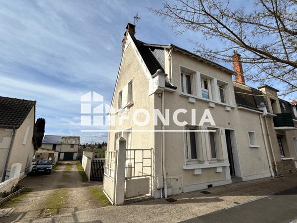 Location Maison 4 pièces 108 m² - 121 AVENUE CAMILLE PAGE Chatellerault 86100