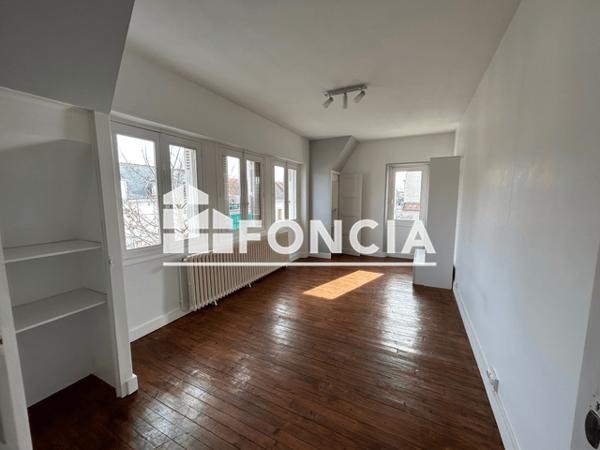 Location Maison 4 pièces 108 m² - 121 AVENUE CAMILLE PAGE Chatellerault 86100