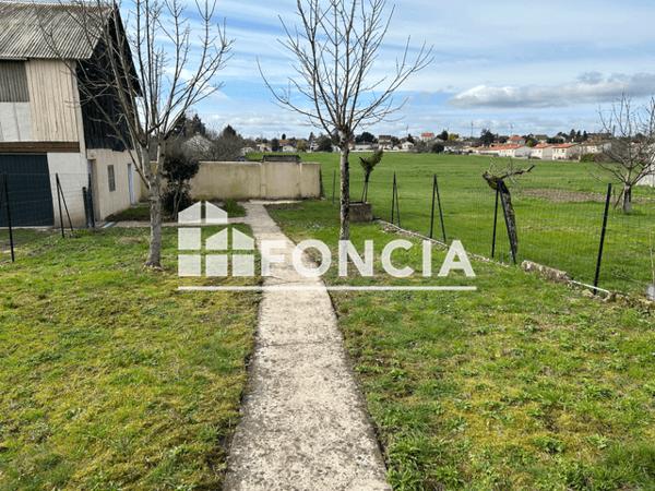 Location Maison 4 pièces 108 m² - 121 AVENUE CAMILLE PAGE Chatellerault 86100