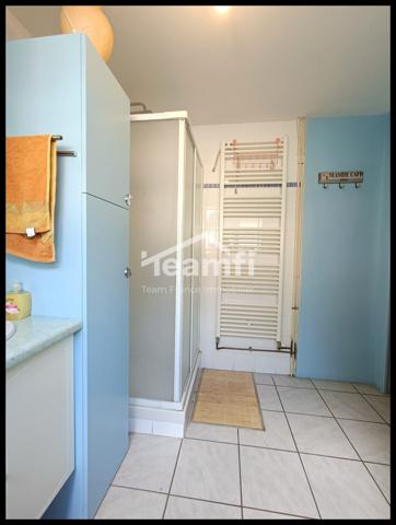 Maison mitoyenne 2 côtés à vendre, 4 pièces - Thiers 63300