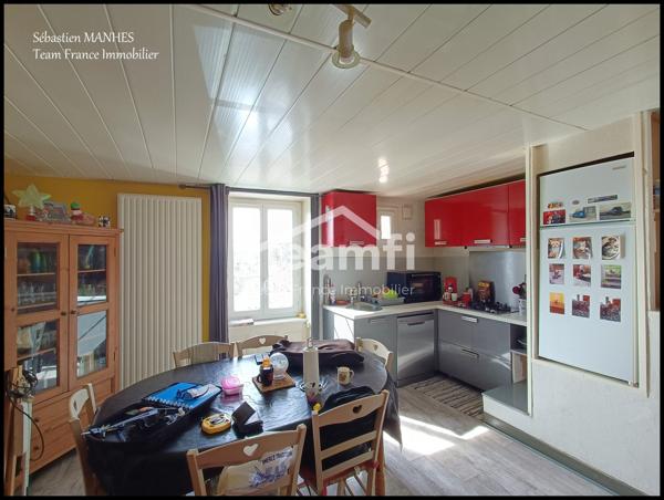 Maison mitoyenne 2 côtés à vendre, 4 pièces - Thiers 63300