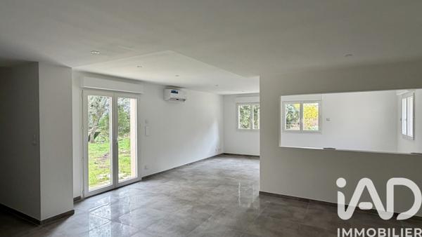 Maison à vendre 4 pièces 110 m² Saint-Restitut