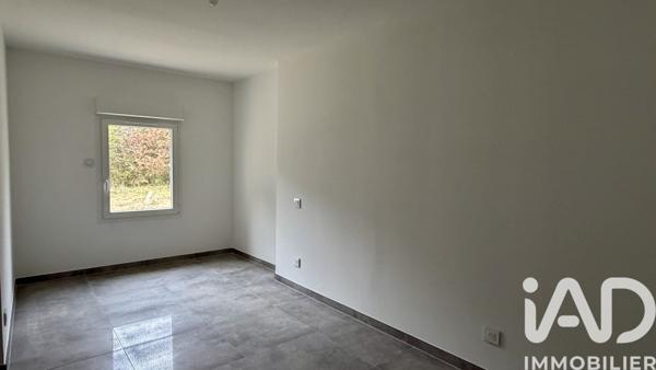 Maison à vendre 4 pièces 110 m² Saint-Restitut