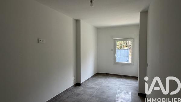 Maison à vendre 4 pièces 110 m² Saint-Restitut