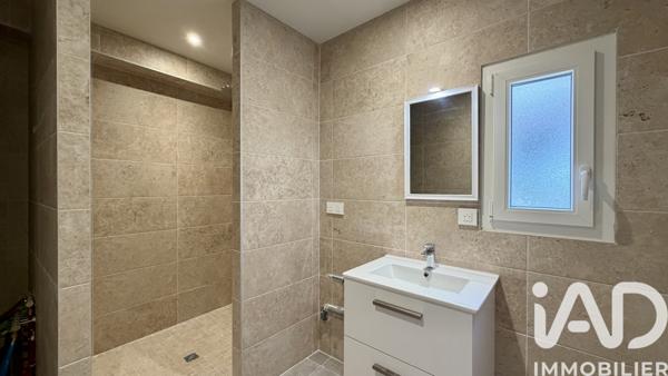 Maison à vendre 4 pièces 110 m² Saint-Restitut