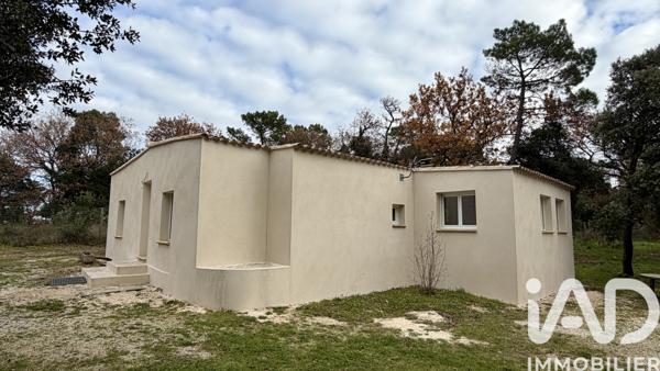 Maison à vendre 4 pièces 110 m² Saint-Restitut