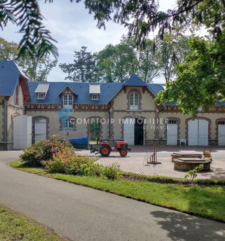 Propriete
                                                                                                                                                                                                                                                                                                                        25 pièce(s)                                                                                                                                                                                                          20 chambre(s)                                                                                                                                                                                                          1000  m²